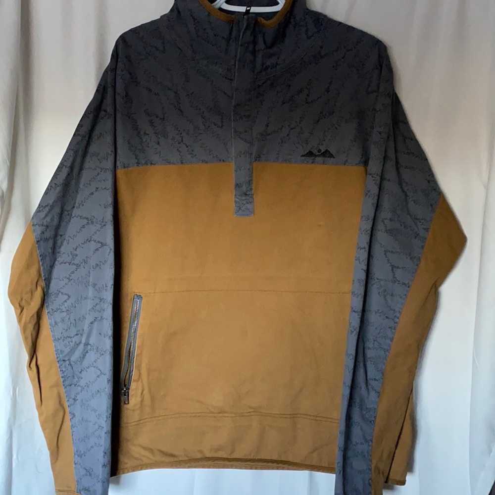 Kavu half zip, pull over jacket. - Picture 6 of 8